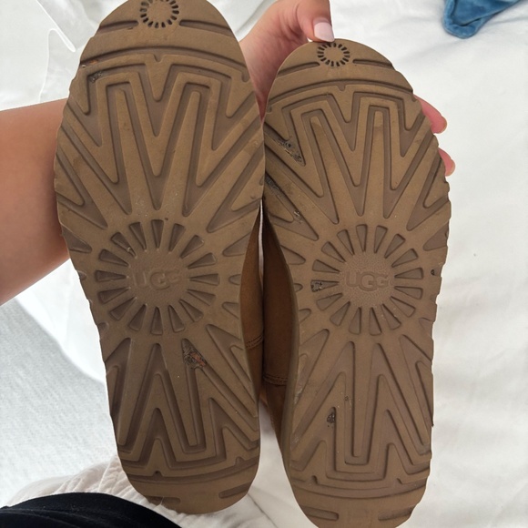 UGG Kristin Classic Slim Water Resistant Mini Boot Women - Picture 3 of 3